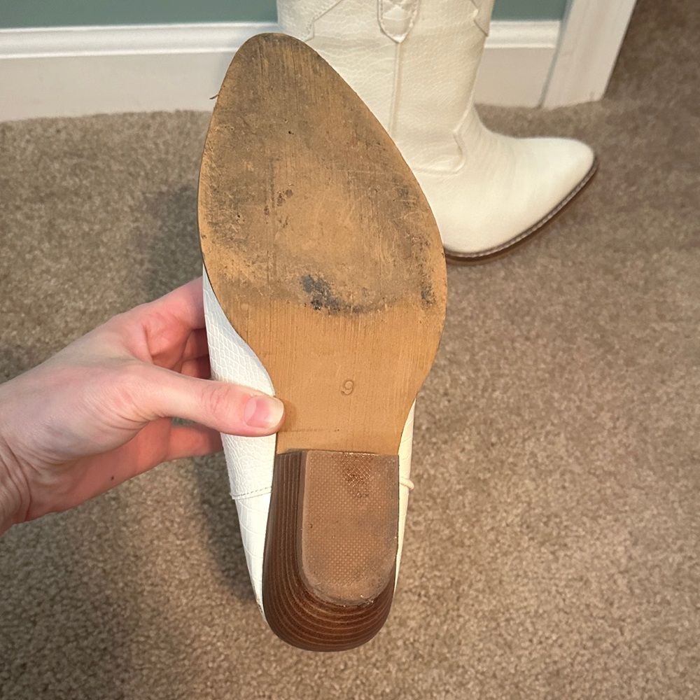 Universal Thread White Western Ankle Boots - Picture 2 of 2